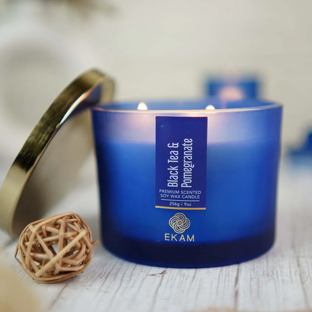 Black Tea & Pomegranate 3 Wick Scented Candle - Image 4