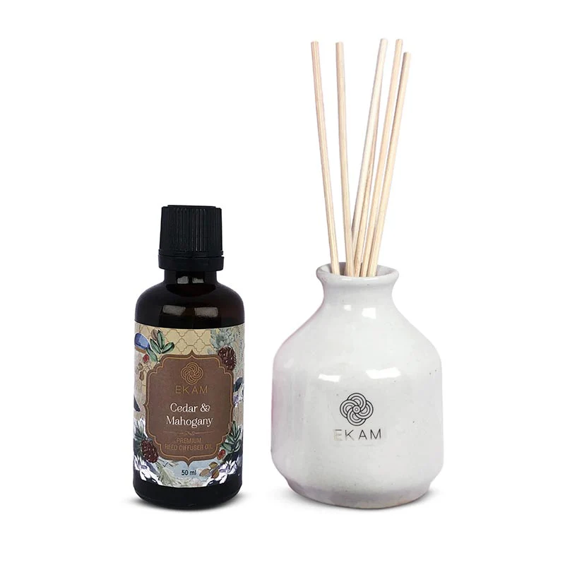 Cedar & Mahogany Reed Diffuser Gift Set - Image 3