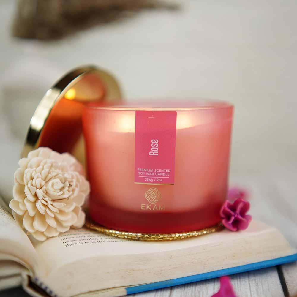 Rose 3 Wick Scented Candle - Image 4